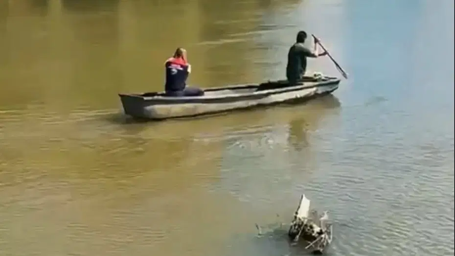 Kaçak av düzenekleri sudan toplanıp imha edildi
