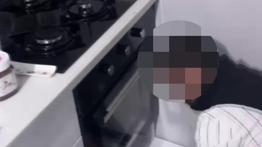 Fırından uyuşturucu ve 65 bin lira çıktı