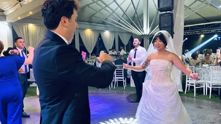 Ordu’ya Çinli gelin. Çinli Yimin ile Ordulu Batuhan dünyaevine girdi