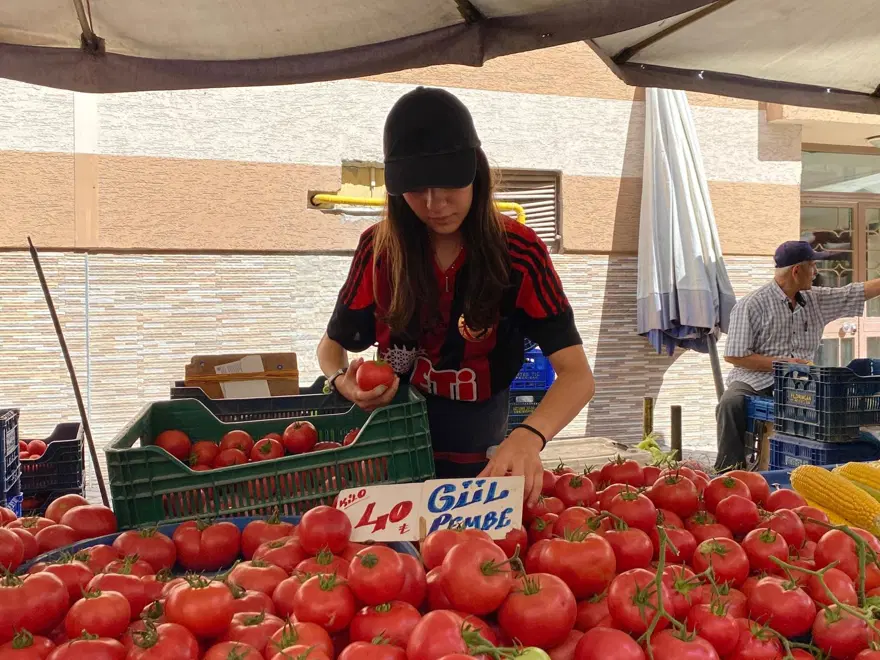 ÖĞRETMEN OLMAK İSTİYOR 3