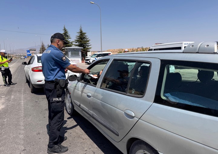 Karaman'da 13 kişi tutuklandı