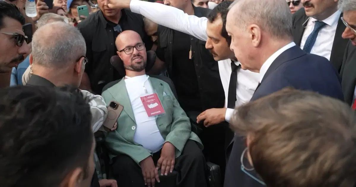 Cumhurbaşkanı Erdoğan, otobüsü durdurup yanına gitmişti. "Unutamayacağım bir an"