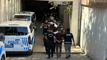 Gaziantep'te organize suç örgütüne operasyon. 28 şüpheli adliyeye sevk edildi
