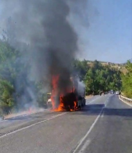 Kahramanmaraş'ta kamyon yangını