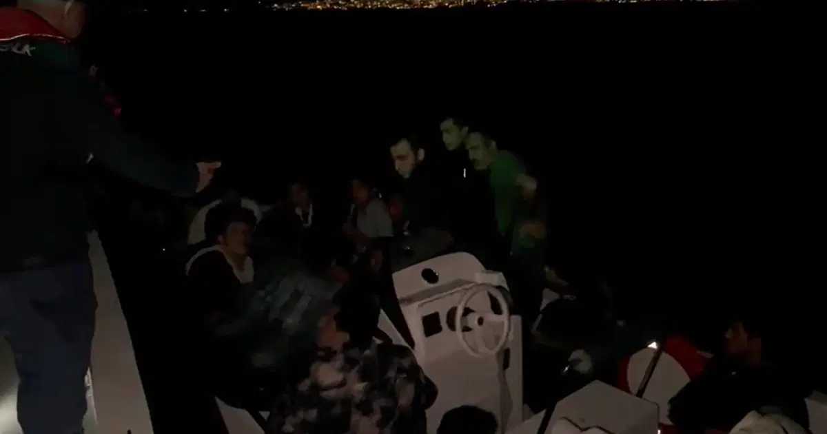 Kuşadası’nda mobil radarla 24 düzensiz göçmen tespit edildi
