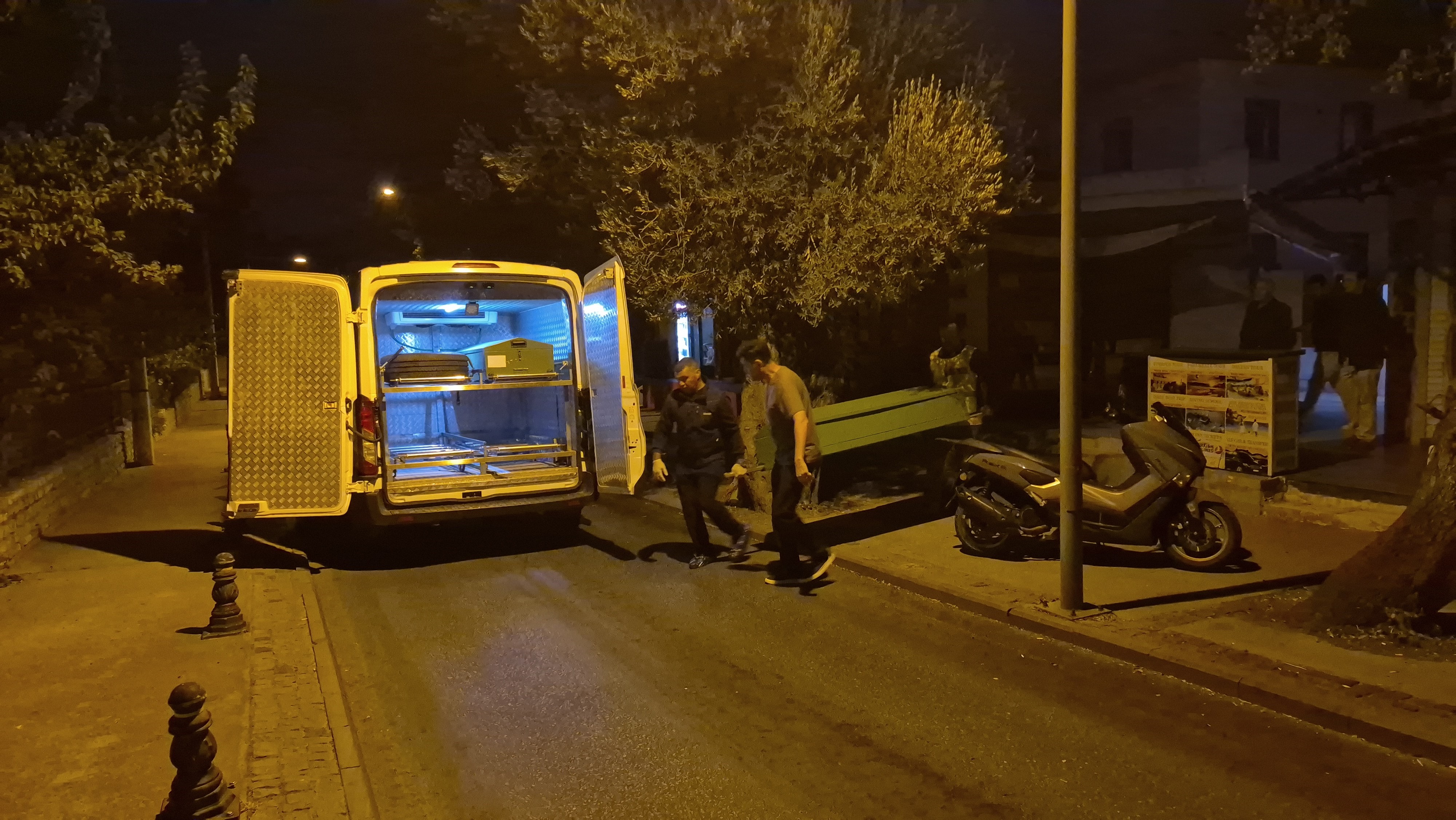 Eski oda arkadaşıyla tartıştı, bıçaklayıp 112’yi aradı