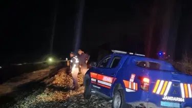 Sinop'ta alabora olan teknede kaybolan polisi arama çalışmaları sürüyor