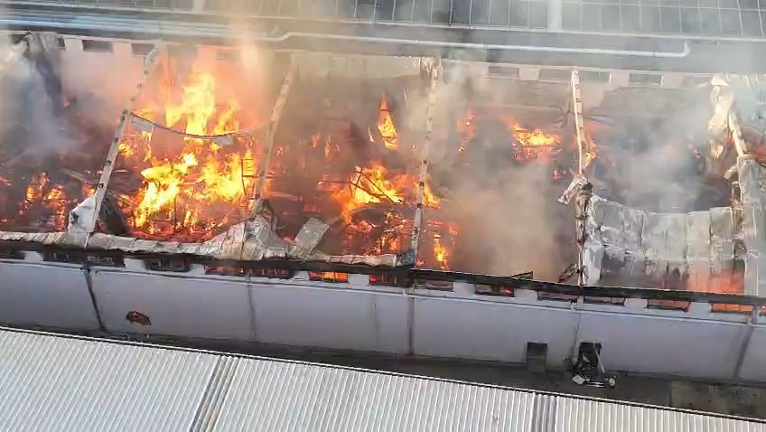 Bursa'da korkutan fabrika yangını. 2,5 saatte kontrol altına alındı