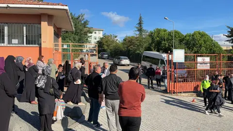 Başakşehir'de ortaokulda bıçaklı saldırı. Bir can kaybı, 7 öğrenci yaralı