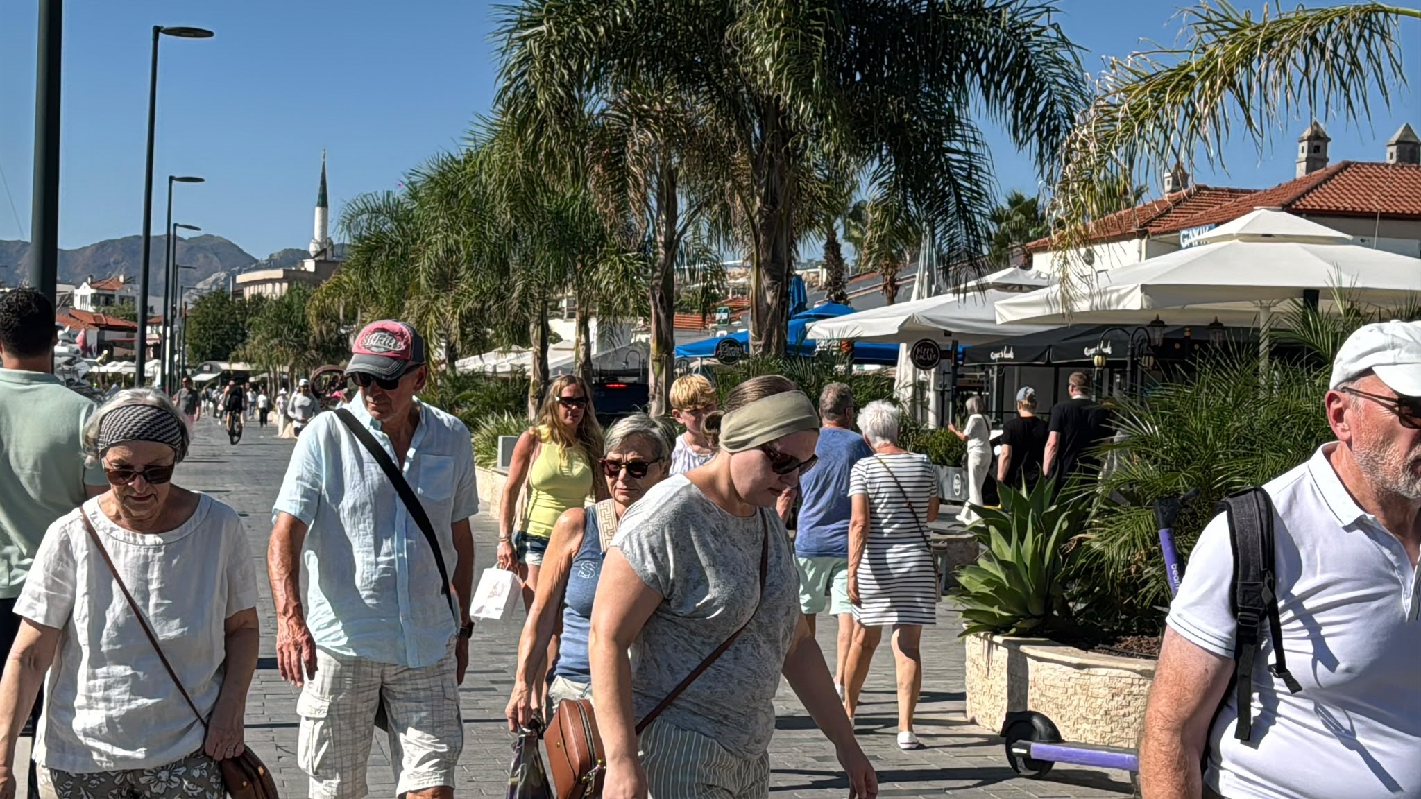 Marmaris'e bir haftada 9 bin 400 turist geldi