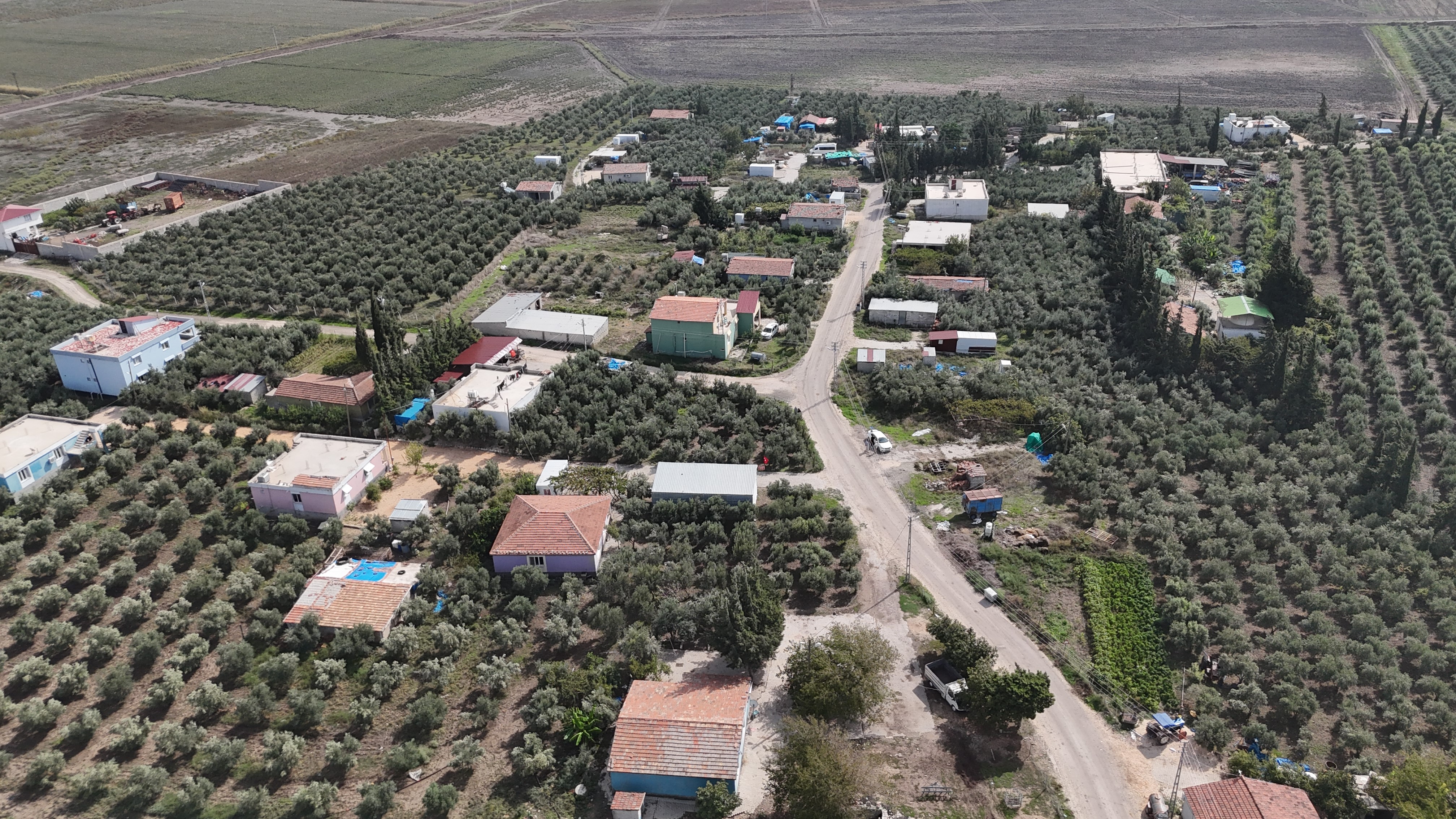 Mahalledeki herkesin soyadı aynı. "Bazen faturamı başkası ödüyor"