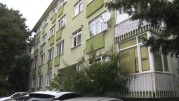 Üsküdar'da rögar patladı. Apartman bodrumunu su bastı