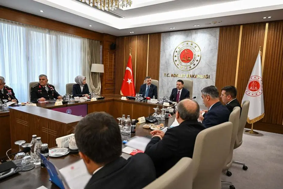 Dolandırıcılığa "Dolunay" önlemi. İhbarlara dakikalar içinde müdaha edilecek