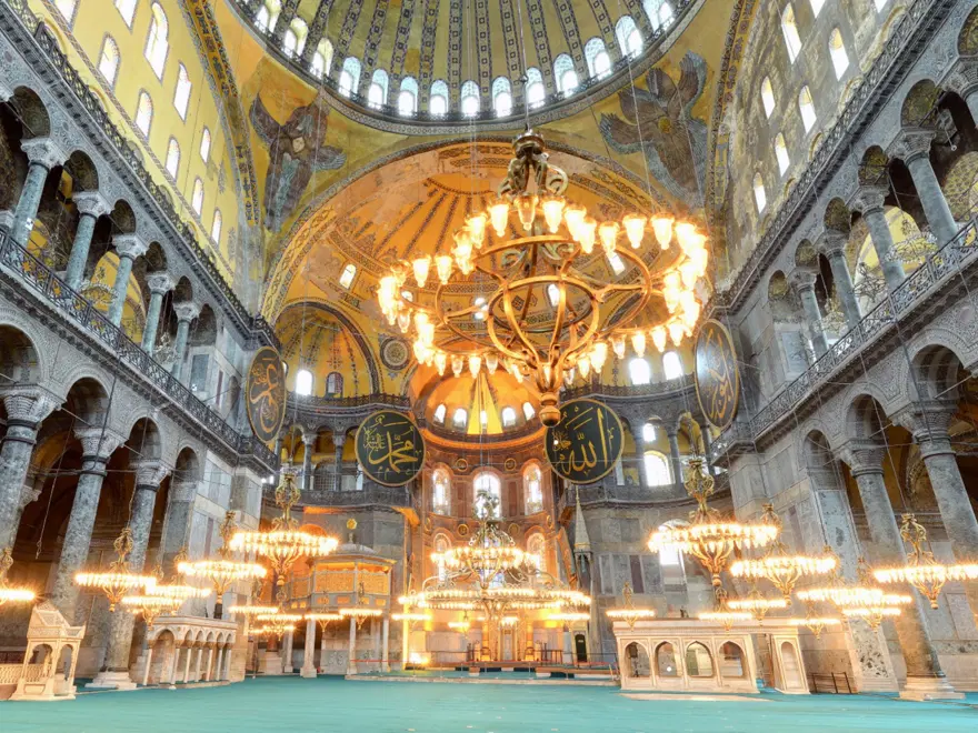 Ayasofya'nın mihrap bölümündeki kubbede güçlendirme ve konservasyon çalışmaları başlıyor 1