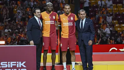 Galatasaray'da Abdullah Kavukcu, "Haber yollayan futbolcular var" diyerek transferi anlattı!