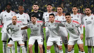 Sezon başında gelmişti, Premier Lig'e gitti, bugün imzayı atacak. Beşiktaş'ın yıldızı İstanbul'dan ayrıldı