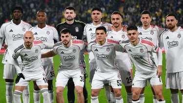 Sezon başında gelmişti, Premier Lig'e gitti, bugün imzayı atacak. Beşiktaş'ın yıldızı İstanbul'dan ayrıldı