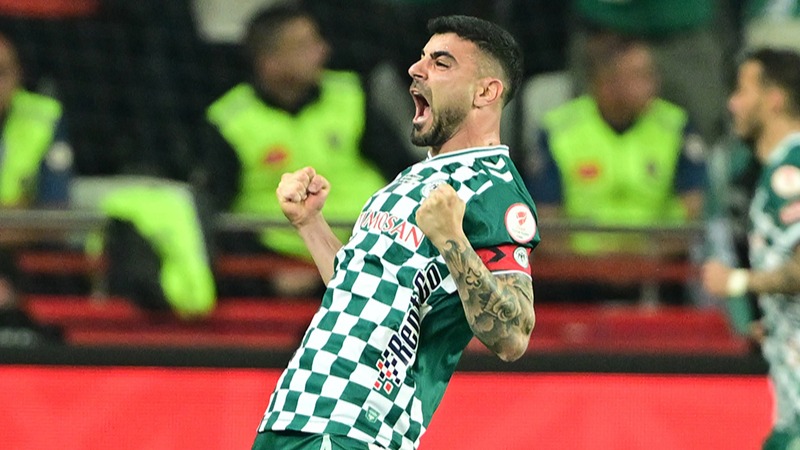 Fenerbahçe, son gün transferden vazgeçti. Adil Demirbağ gerçeği ortaya çıktı