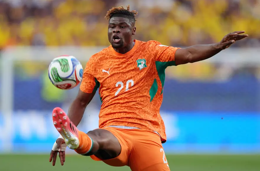 EMMANUEL AGBADOU (FİLDİŞİ SAHİLİ) 11
