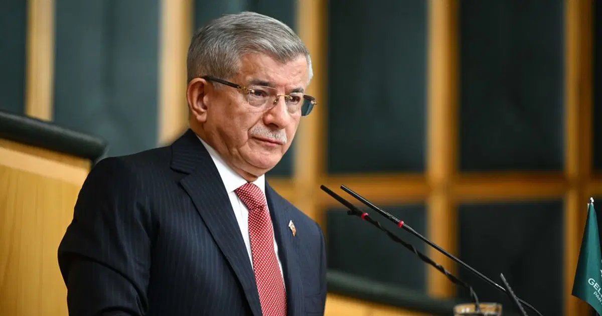 Ahmet Davutoğlu hakkında soruşturma başlatıldı