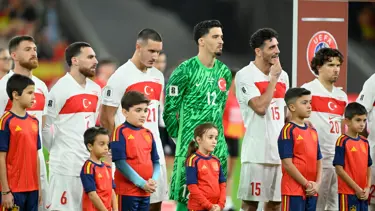 Altay Bayındır, İspanya maçı sonrası açıkladı: "Beraberliğe üzüldük, biz Türkiye'yiz!"