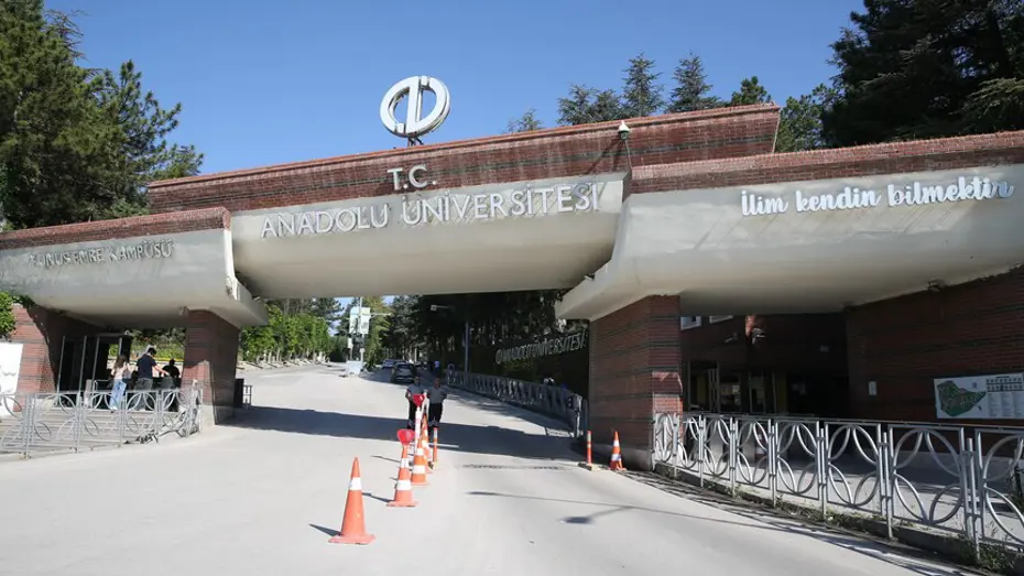 Anadolu Üniversitesi yeni programlar açtı. 15 bölüm ilk kez öğrenci alacak