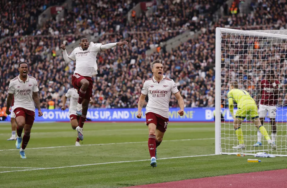 Londra derbisini kazanan Arsenal, şampiyonluğa çok yakın