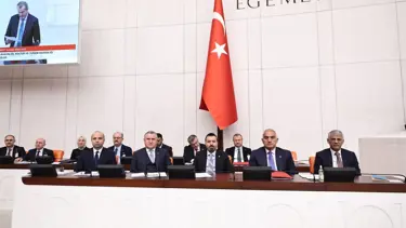 Bakan Ersoy: 2025 yıl sonu hedefimiz olan 64 milyar doları yakalayacağız