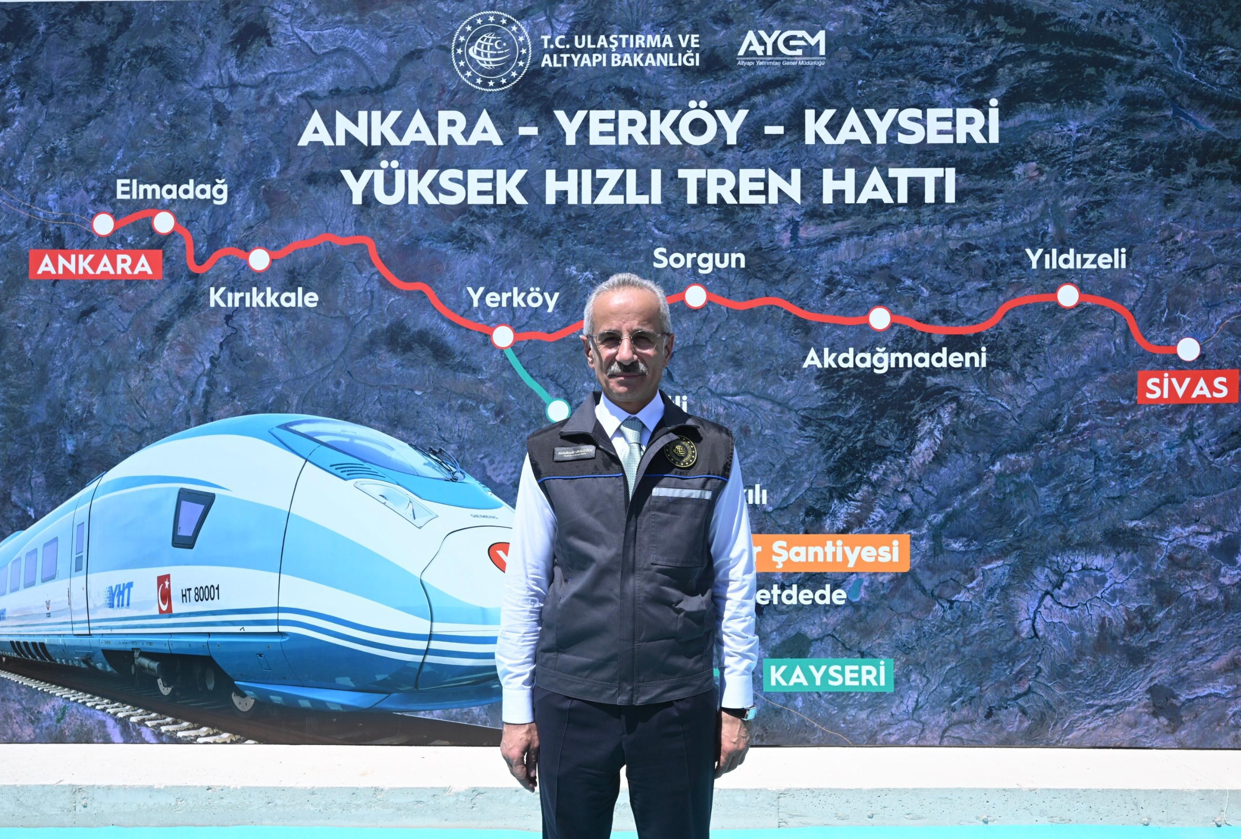 Ankara-Kayseri hızlı tren projesi. Bakan Uraloğlu: Hattımızda fiziki ilerleme yüzde 50'yi aştı