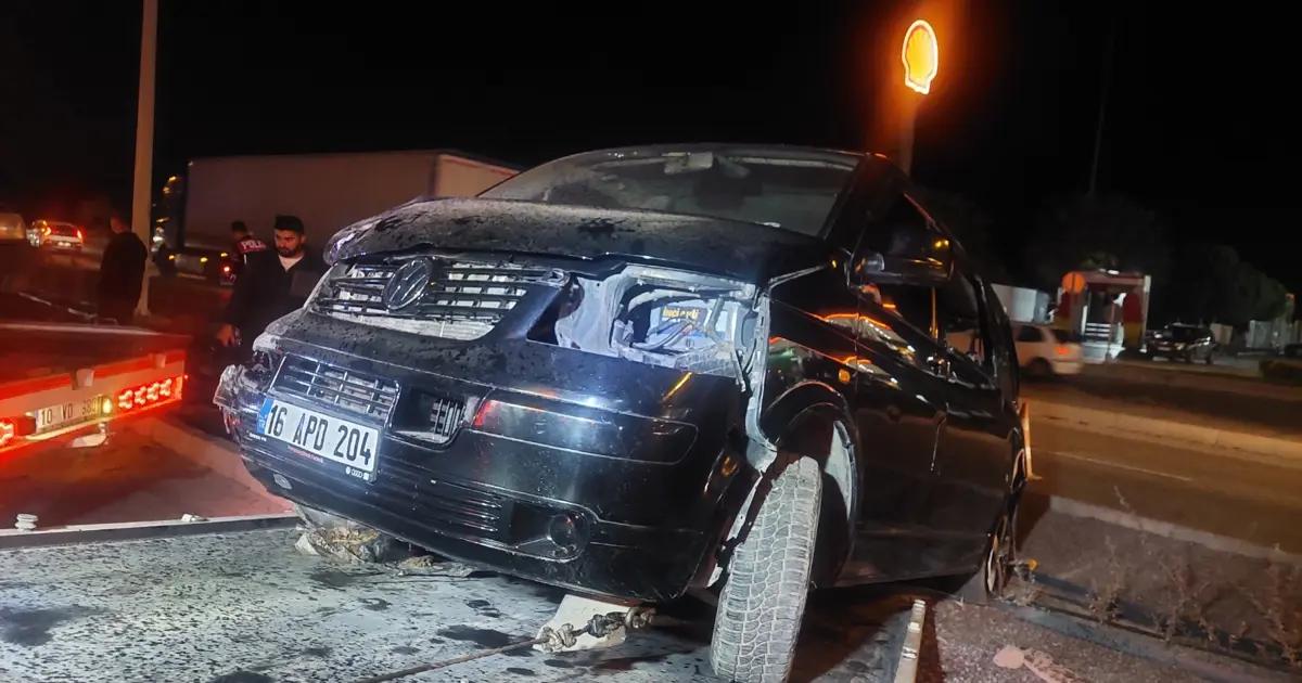 Balıkesir’de 6 araç zincirleme kazaya karıştı