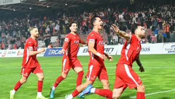 Balıkesirspor müthiş seriyle Play-Off'ta