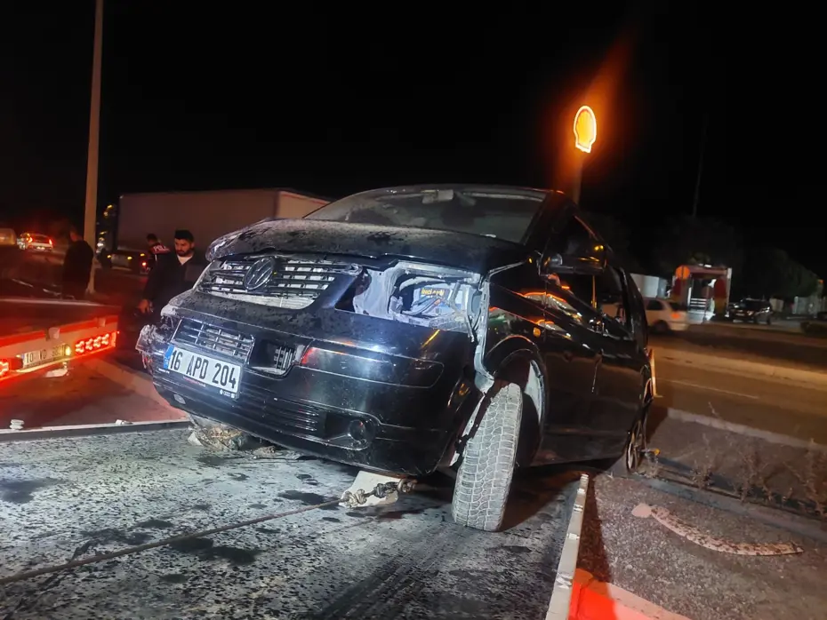 Balıkesir’de 6 araç zincirleme kazaya karıştı