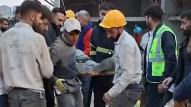 Beton parçaları inşaat işçilerinin üzerine düştü: 1 ölü, 1 ağır yaralı