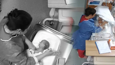 5 günlük bebeği döverek engelli bırakan hemşire tutuklandı