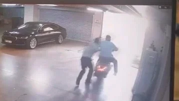 Çiğli Belediye Başkanı'nın makam aracına silahlı saldırı. Saldırgan böyle yakalandı
