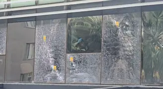 Beykoz'da iş merkezine silahlı saldırı
