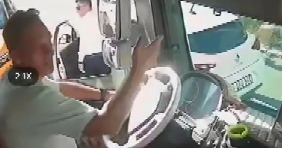 Aracından indi, 180 bin lira ceza yedi
