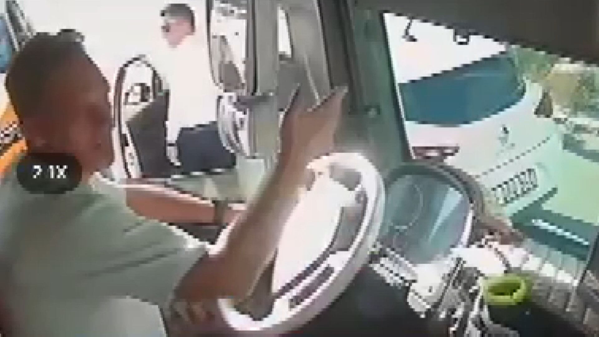 Tartışma sırasında aracından indi, 180 bin lira ceza yedi
