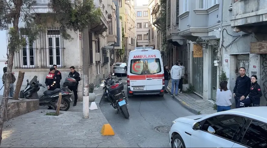 EVDE UYUŞTURUCU BULUNDU 1 EVDE UYUŞTURUCU BULUNDU 1
