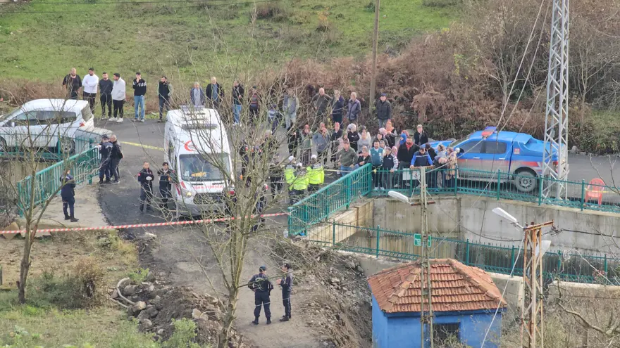 Eşi ve kayınvalidesini öldürdü. "Şimdi konuşsanıza" deyip ateş açtı 1 Eşi ve kayınvalidesini öldürdü. "Şimdi konuşsanıza" deyip ateş açtı 1
