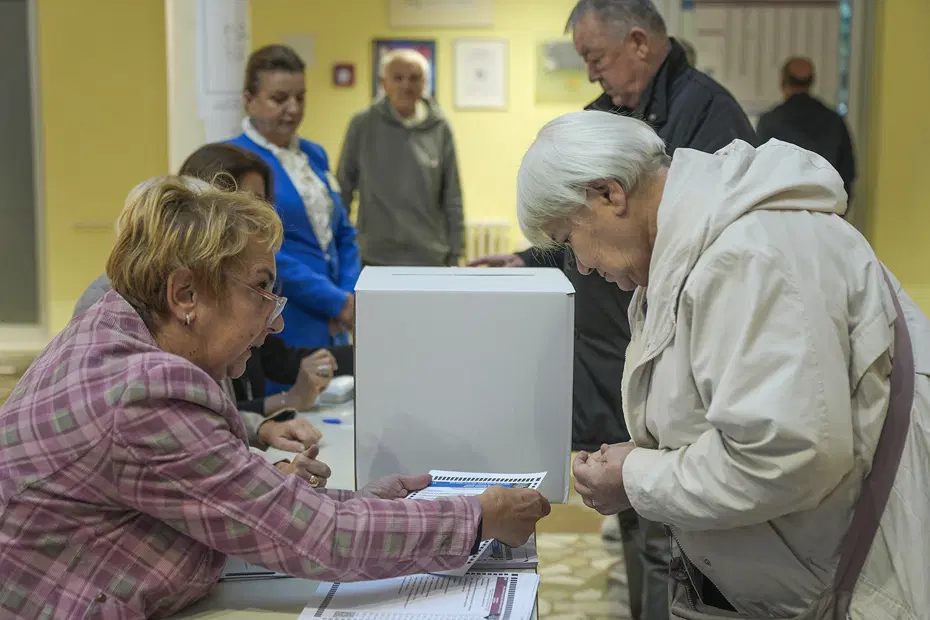Bosna Hersek'te üç isim seçim zaferini ilan etti