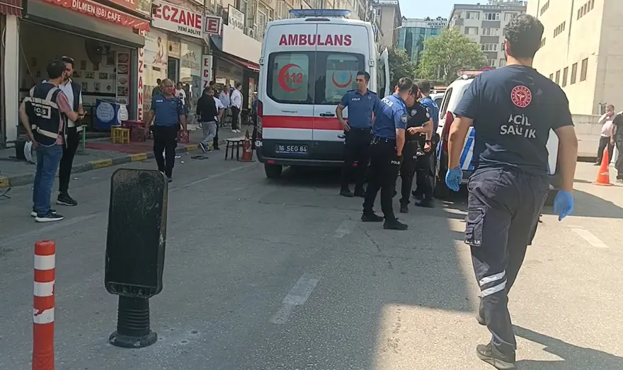 Duruşmada başlayan kavga sokağa taşındı: Biri polis üç yaralı 2