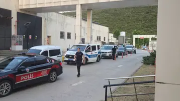 "Torbacılara" helikopter destekli operasyon. Çok sayıda gözaltı kararı var