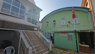 Bursa'da caminin kadınlar tuvaletinde erkek cesedi bulundu