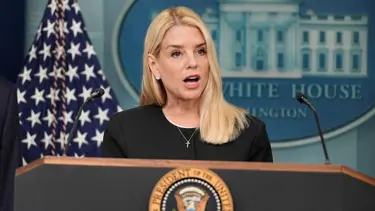 Trump, Adalet Bakanı Pam Bondi'yi görevden aldı<p>