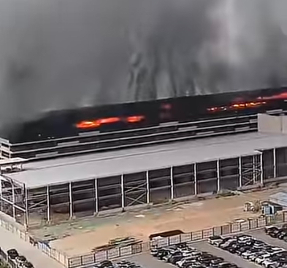 BYD'ye yangın şoku. Türkiye'ye fabrika kuracaklardı