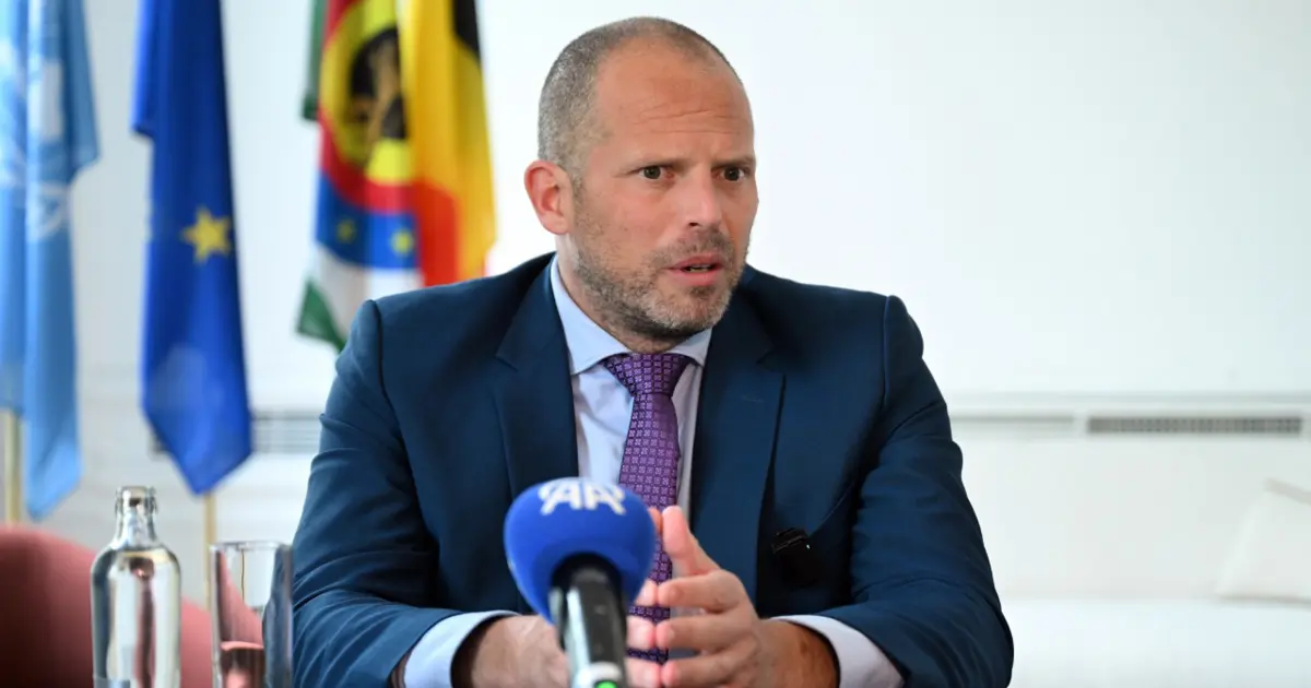 Belçika Savunma Bakanı'ndan Türk savunma sanayisine övgü: Rol model niteliğinde