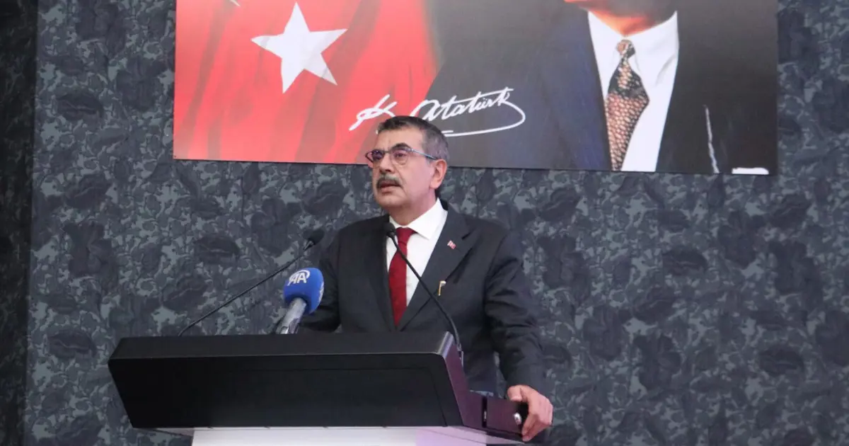 Milli Eğitim Bakanı Tekin özel okul öğretmenlerine seslendi. "Bize başvurun, hemen soruşturma açayım"