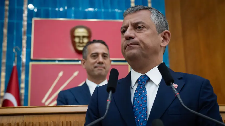 CHP'de yeni kavga. Özgür Özel ve ekibi mahkemeye gidiyor
