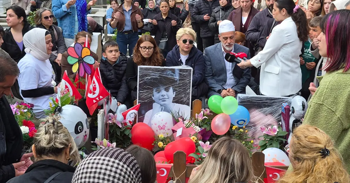 Yaşasaydı 16 yaşında olacaktı. Mattia Ahmet Minguzzi mezarı başında anıldı
